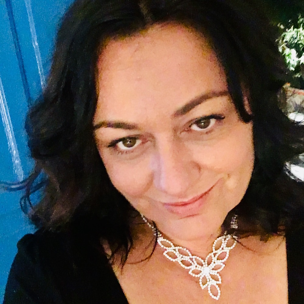 Meet your Posher, Lisa